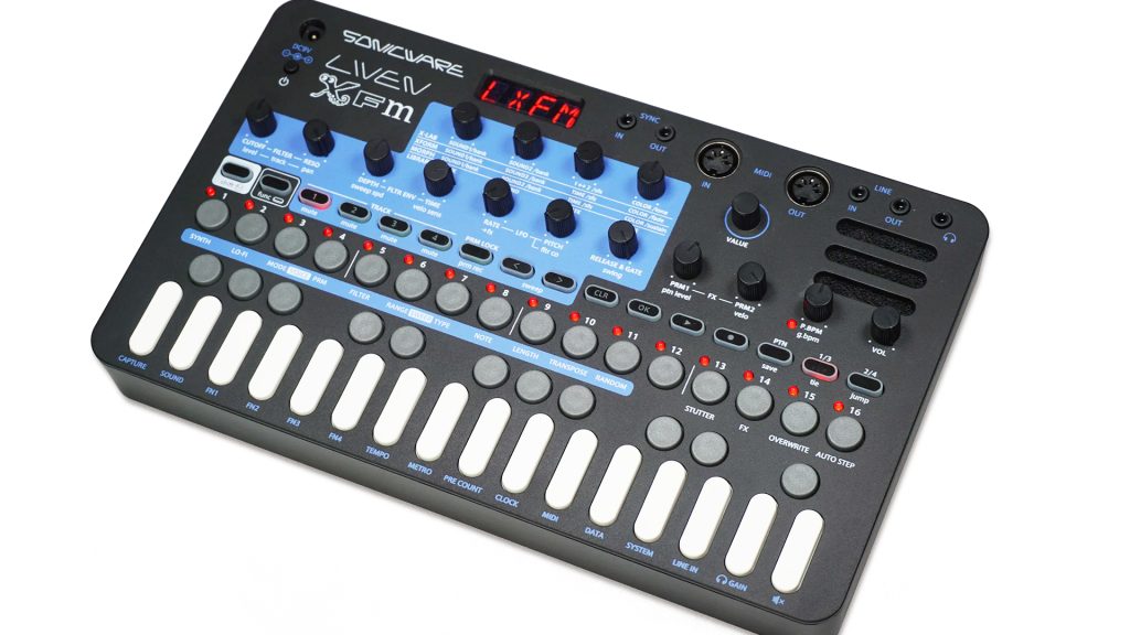 Synthé LIVEN XFM